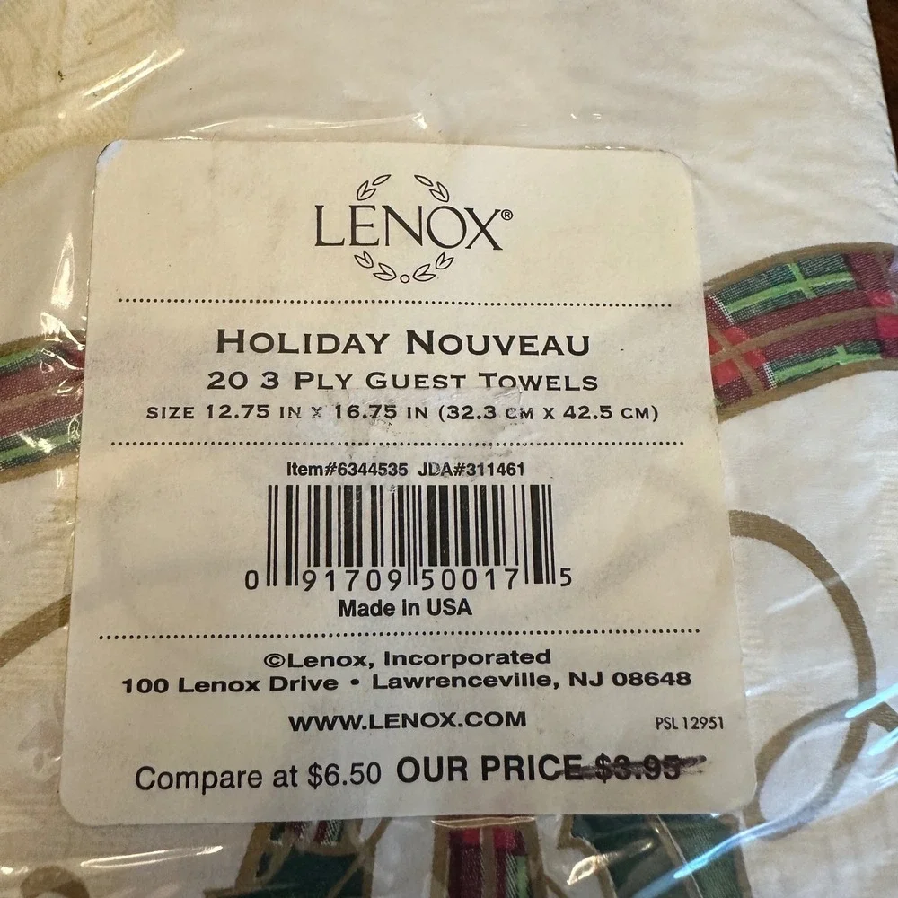 Lenox Wondershop Guest Towels Holiday Nouveau Christmas Napkins Paper 2 Packs